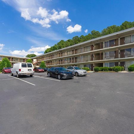 Budgetel Inn And Suites Lodge West Exterior foto