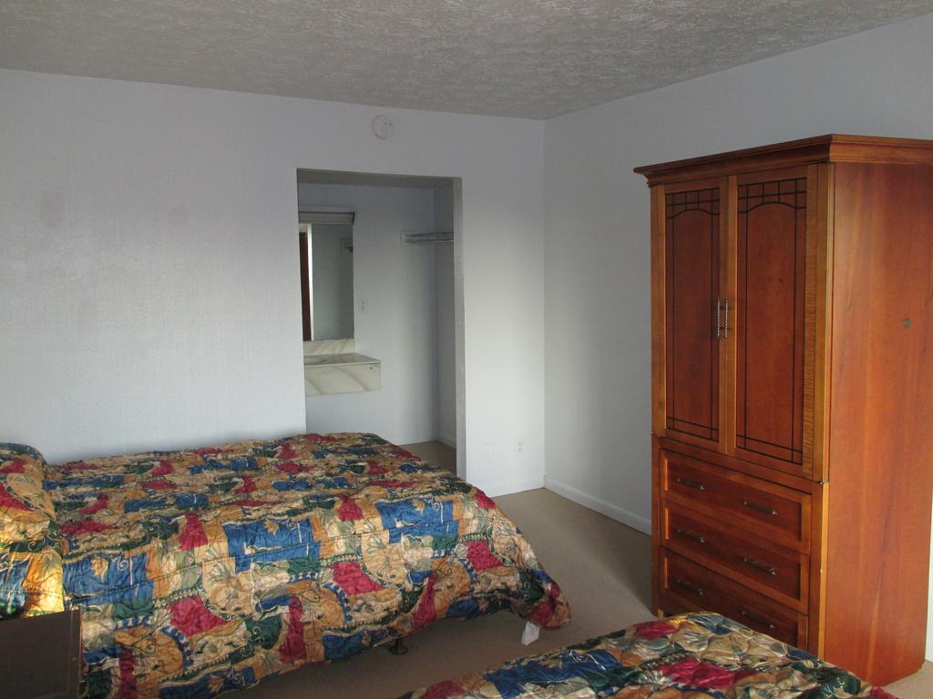 Budgetel Inn And Suites Lodge West Cameră foto